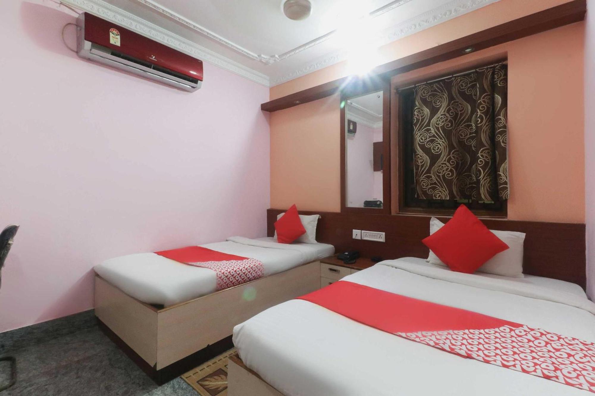 Hotel OYO 49639 Nirmala Residency Bhubaneswar Exterior foto