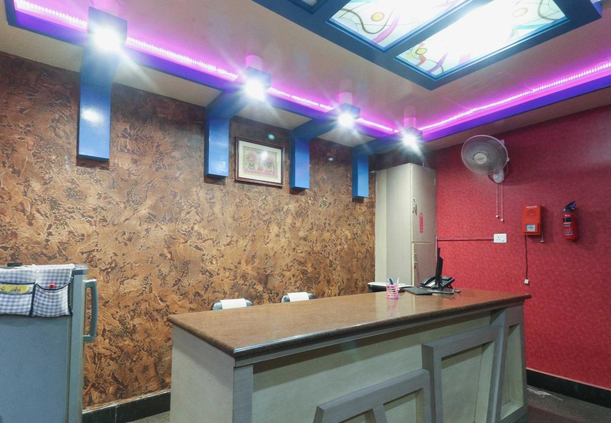Hotel OYO 49639 Nirmala Residency Bhubaneswar Exterior foto