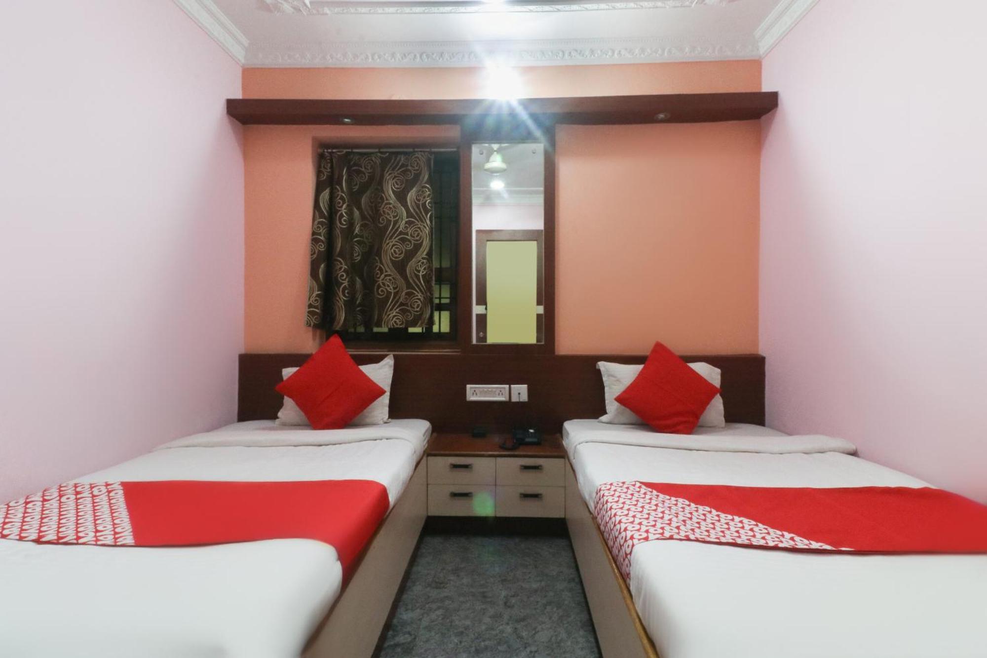 Hotel OYO 49639 Nirmala Residency Bhubaneswar Exterior foto